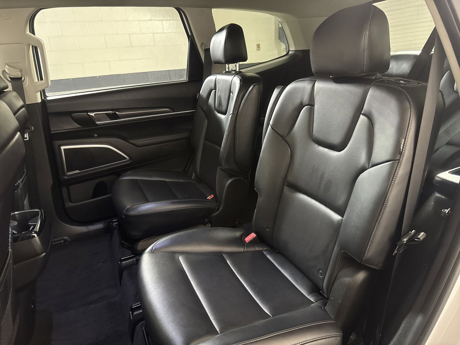 Used 2024 Kia Telluride S w/ S Sunroof Package image 25