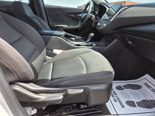 Used 2019 Chevrolet Malibu LT FWD image 32