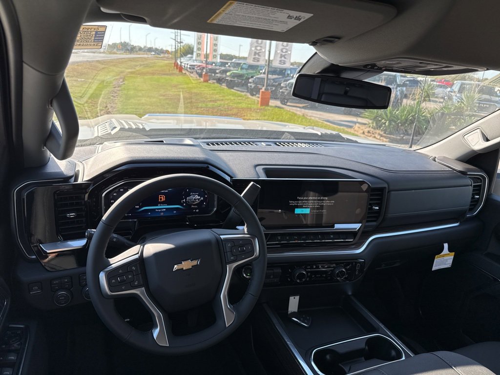 New 2026 Chevrolet Silverado 3500 LT image 7