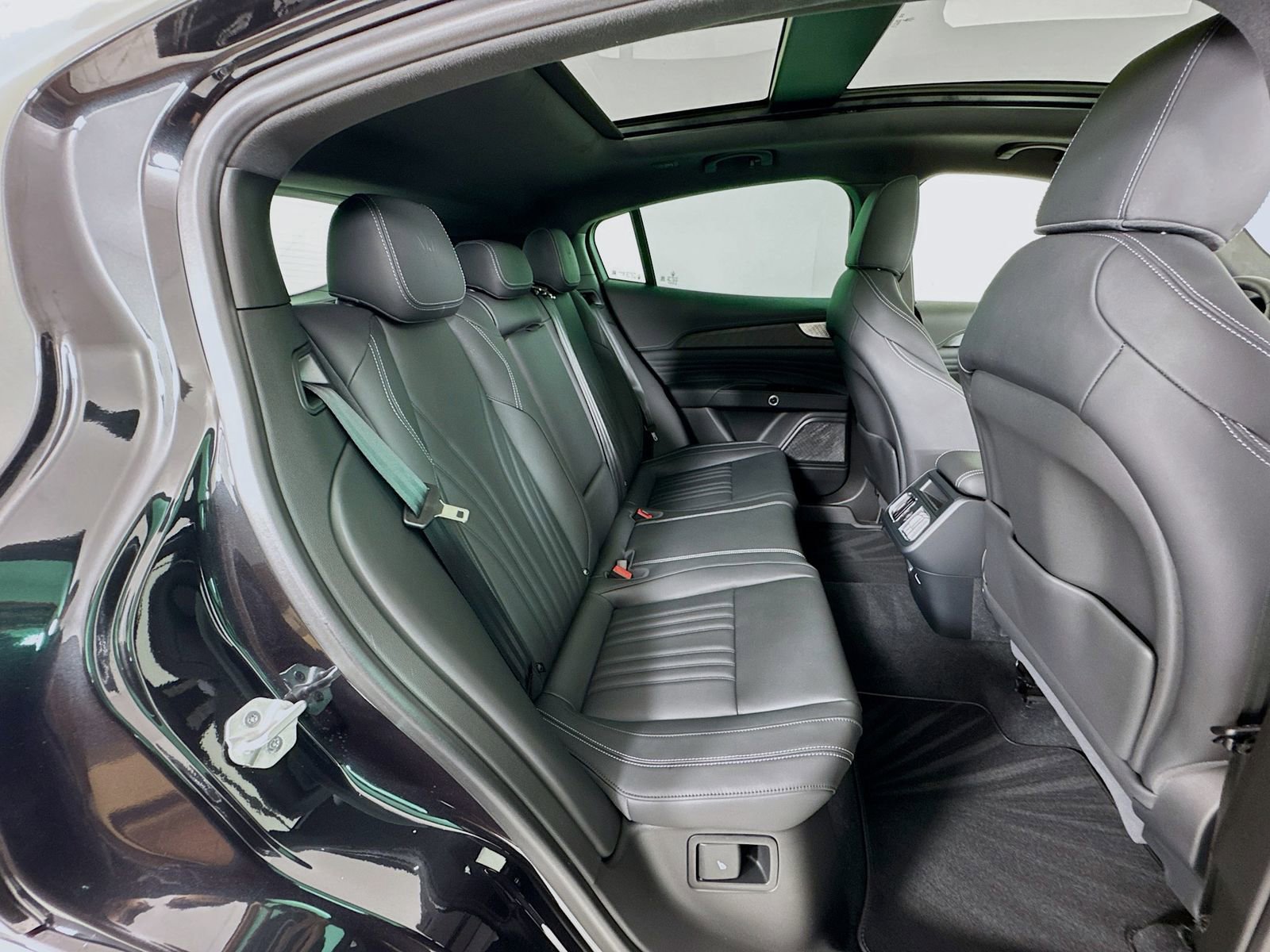 New 2025 Maserati Grecale GT image 28