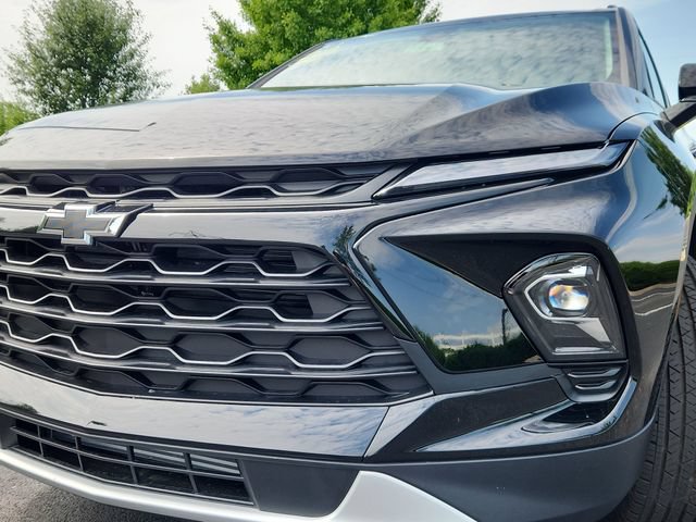 New 2026 Chevrolet Blazer LT w/ Convenience Package AWD/4WD image 10