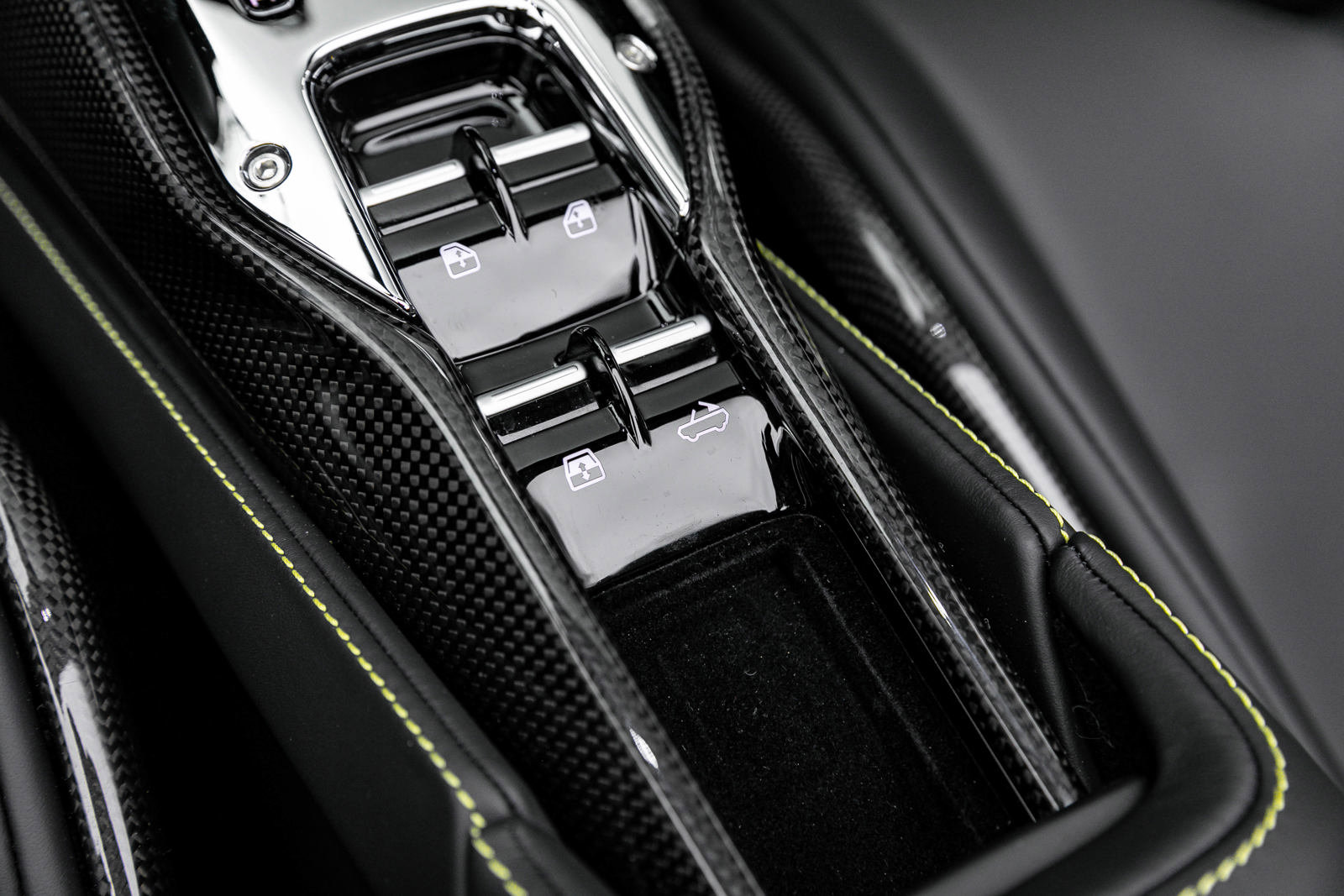 Certified 2024 Ferrari SF90 Spider image 37