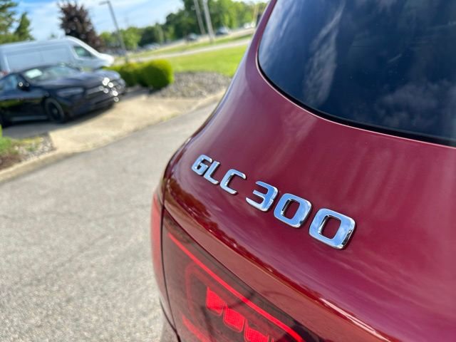 Certified 2021 Mercedes-Benz GLC 300 4MATIC image 11