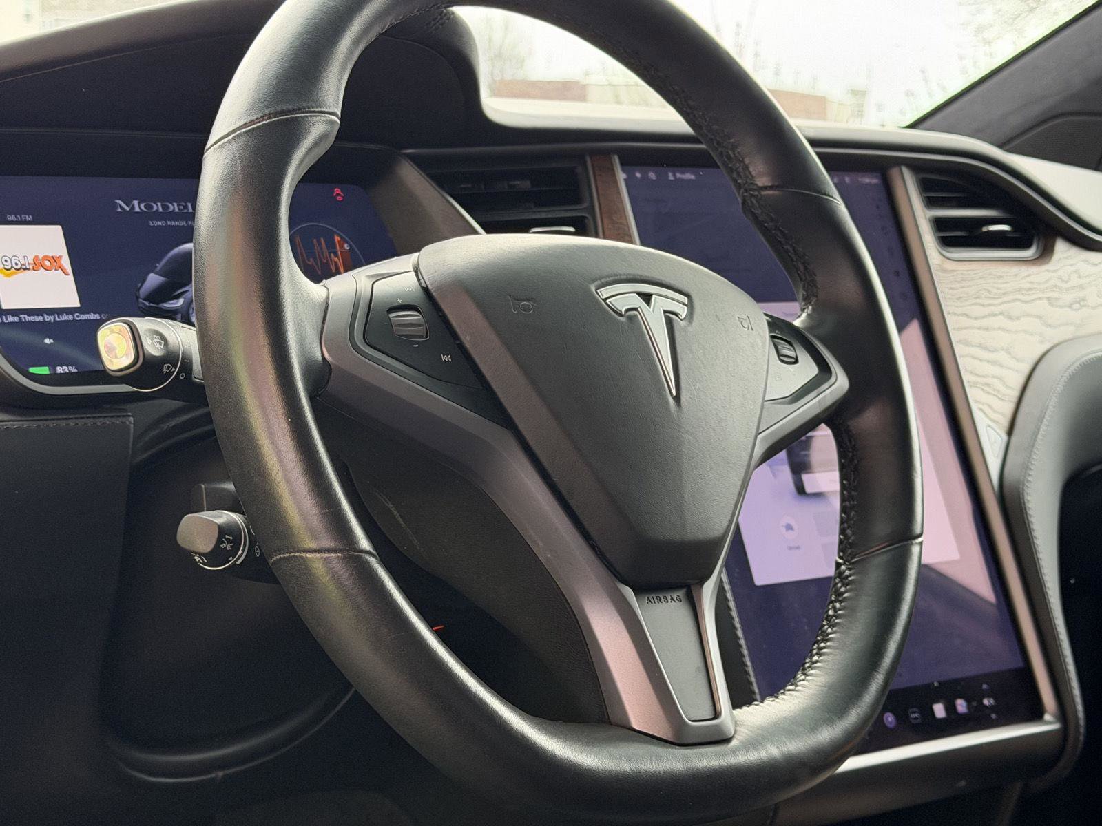 Used 2020 Tesla Model X Long Range image 14