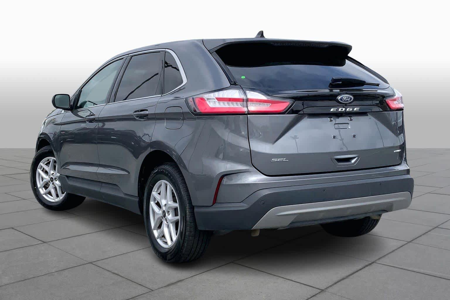 Certified 2024 Ford Edge SEL image 12