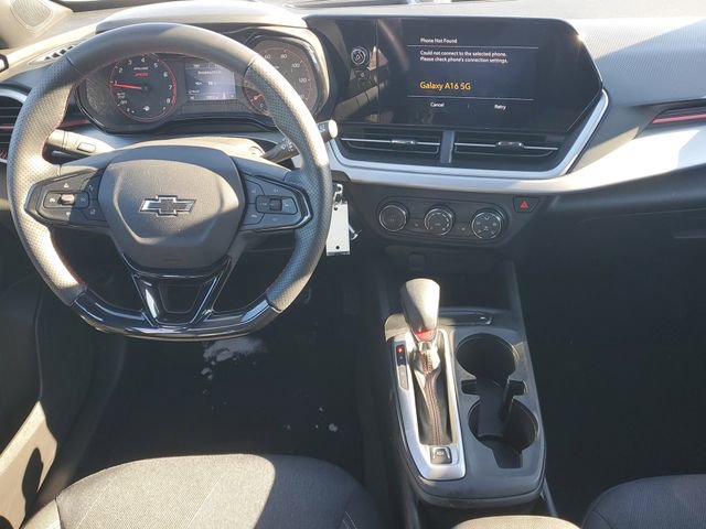 Used 2025 Chevrolet Trax RS w/ Driver Confidence Package image 10