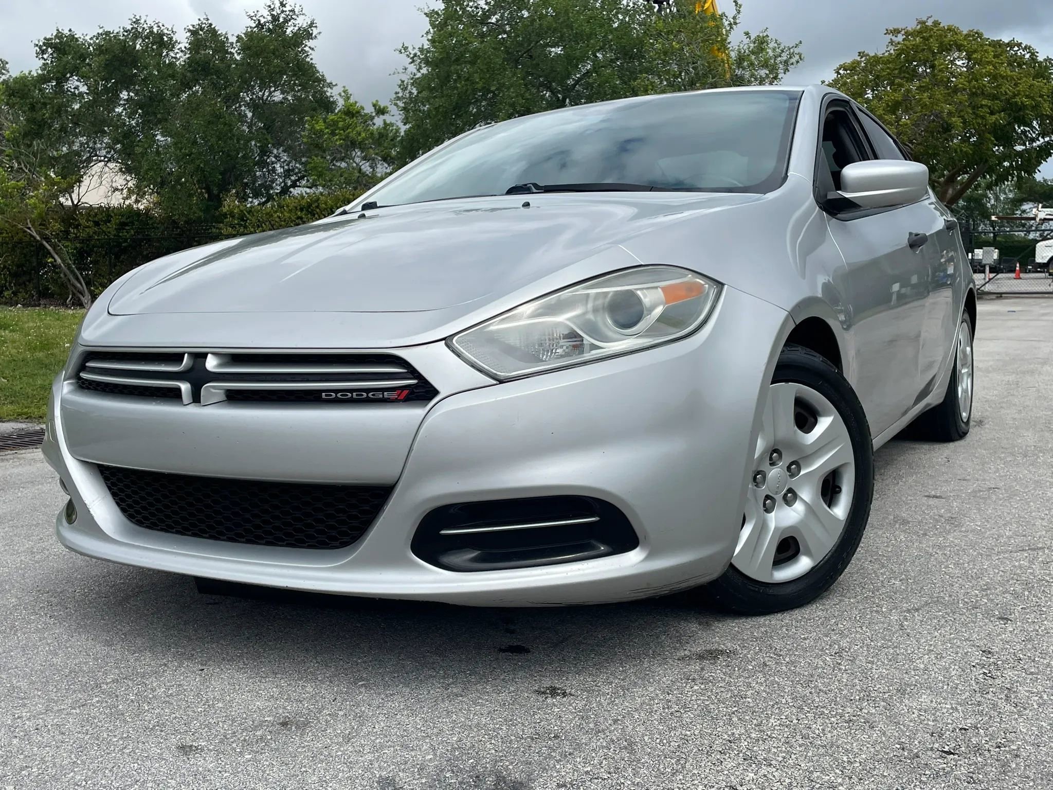 Used 2013 Dodge Dart SE w/ Value Group FWD image 2