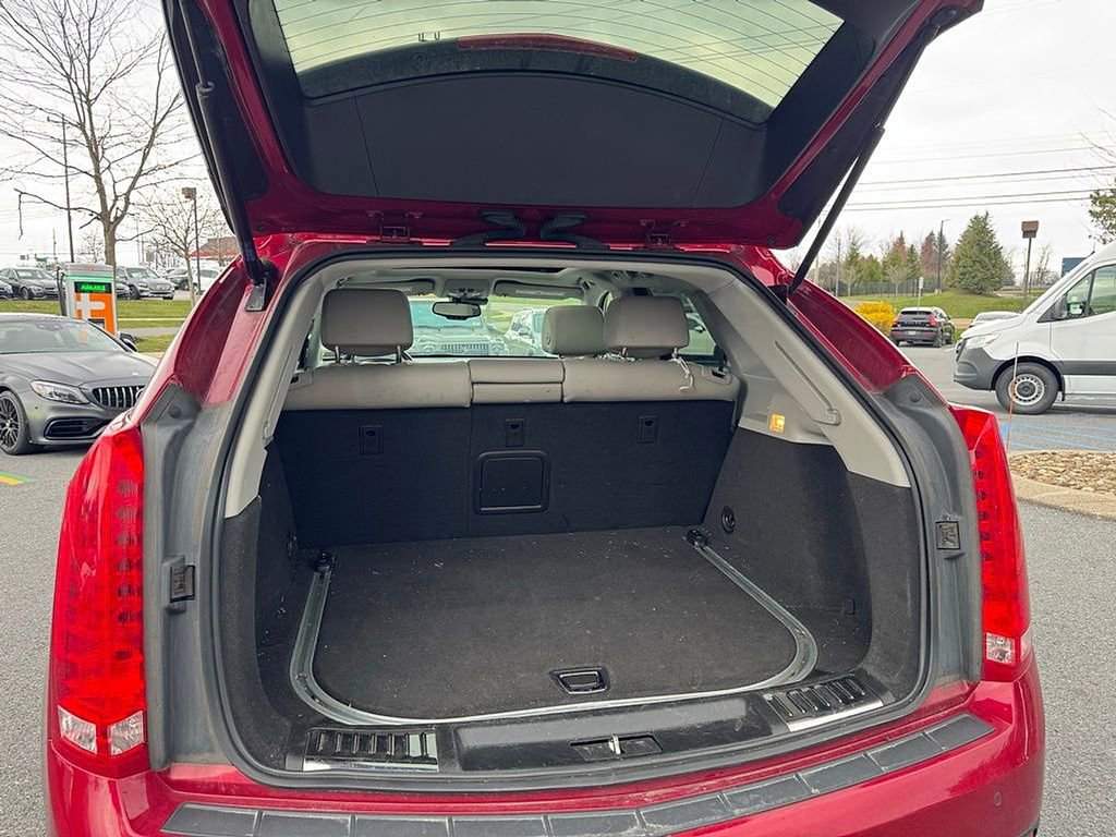 Used 2015 Cadillac SRX Luxury w/ Driver Awareness Package AWD/4WD image 15