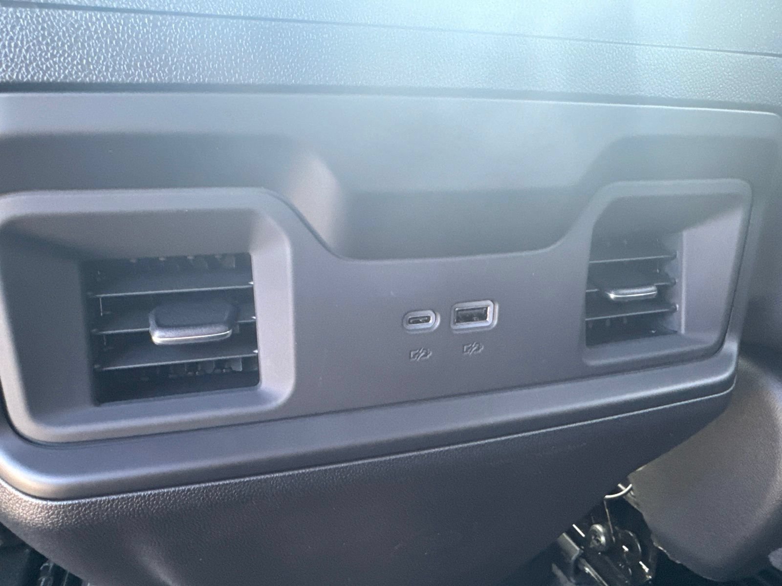 New 2026 Chevrolet Silverado 1500 LT w/ LPO, Dark Essentials Package AWD/4WD image 14