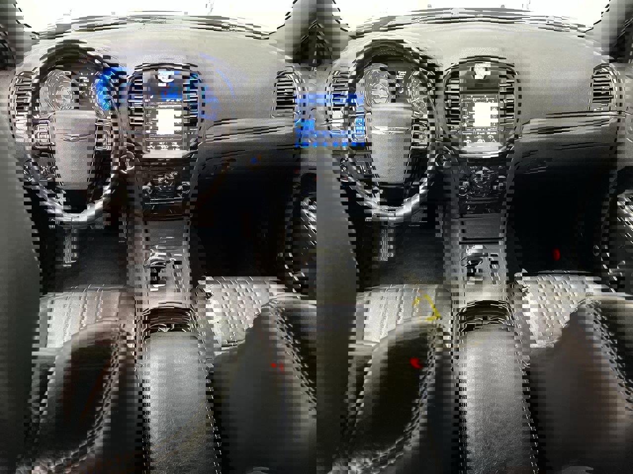 Used 2013 Chrysler 300 S image 4