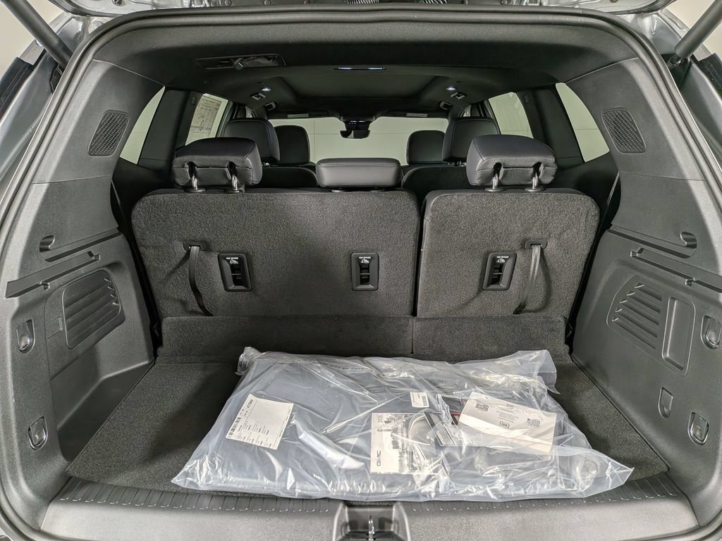 New 2026 GMC Acadia Elevation w/ Black Edition AWD/4WD image 10