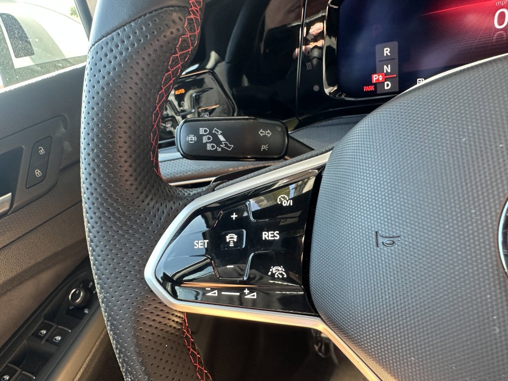 Used 2024 Volkswagen GTI SE image 19