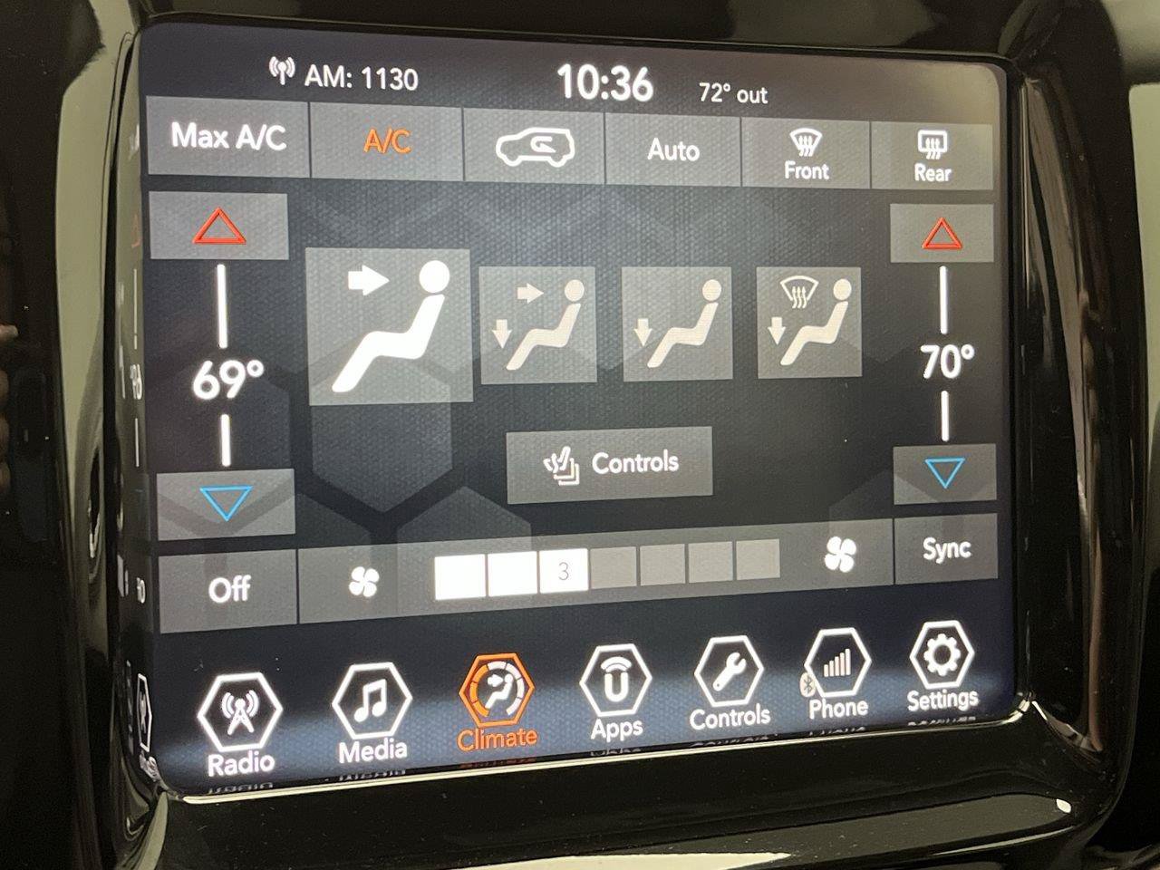 Used 2018 Jeep Compass Limited AWD/4WD image 18