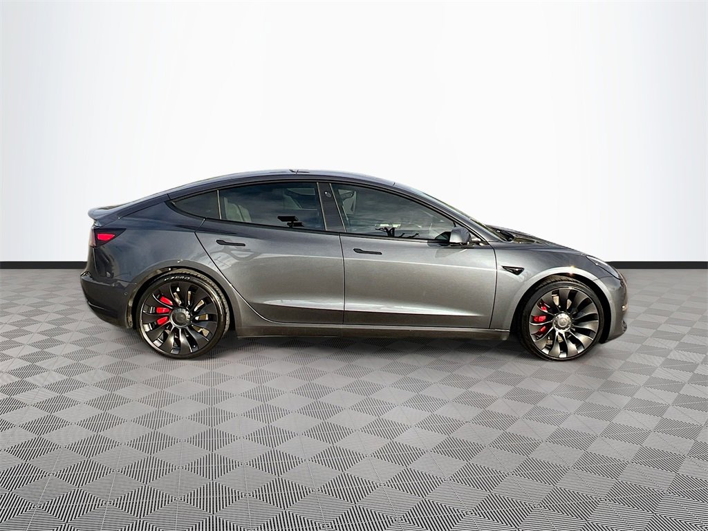 Used 2022 Tesla Model 3 Performance image 8