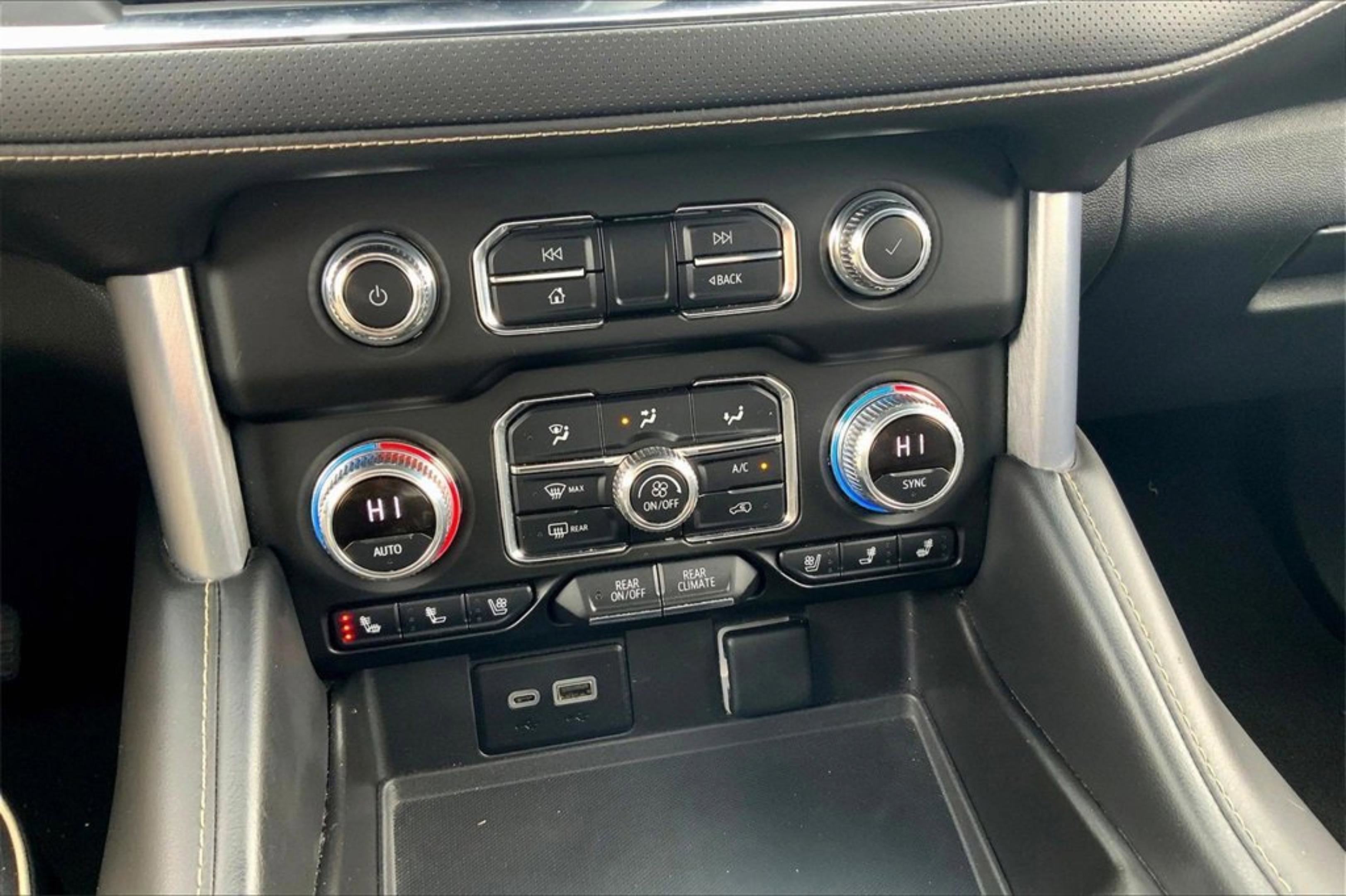 Used 2023 GMC Yukon SLT image 35