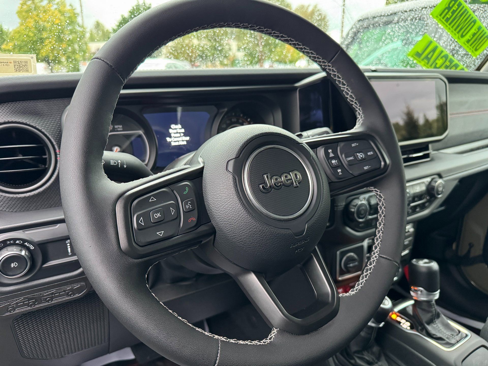 Used 2025 Jeep Wrangler Unlimited Rubicon w/ Safety Group image 34