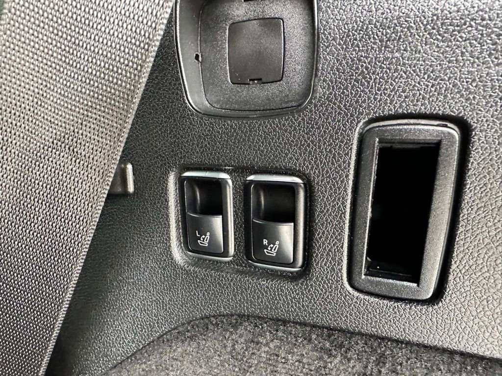 Used 2017 Mercedes-Benz GLS 450 4MATIC image 11