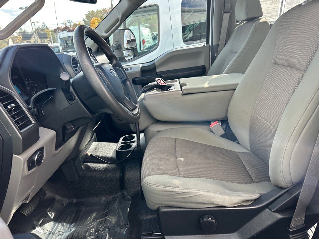 Used 2019 Ford F350 XL w/ Power Equipment Group image 8