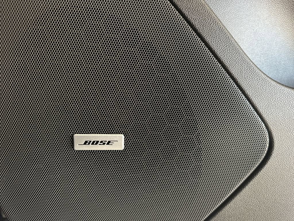 New 2025 Cadillac XT5 Luxury w/ LPO, Floor Liner Package FWD image 33