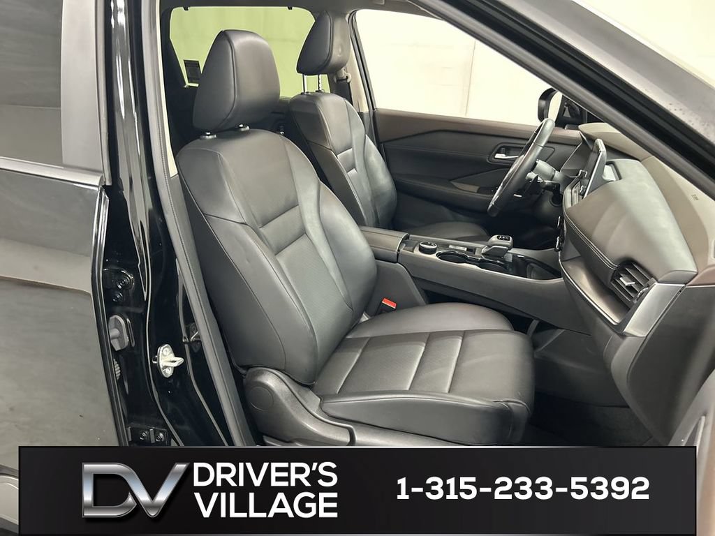 Used 2023 Nissan Rogue SV w/ SV Premium B Package AWD/4WD image 23