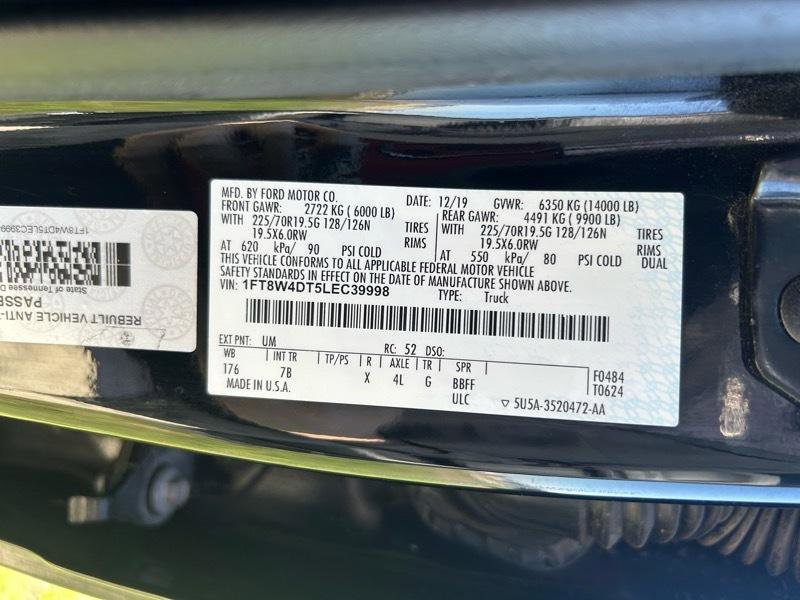 Used 2020 Ford F450 Platinum w/ FX4 Off-Road Package image 29