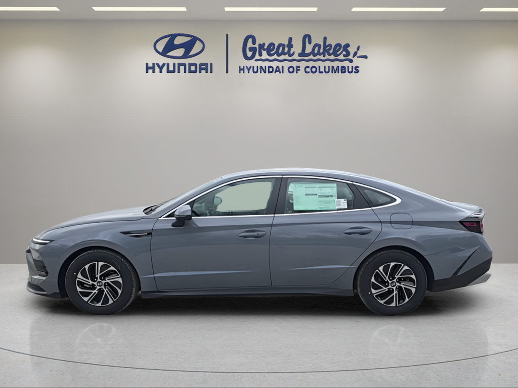 New 2026 Hyundai Sonata Blue FWD image 2