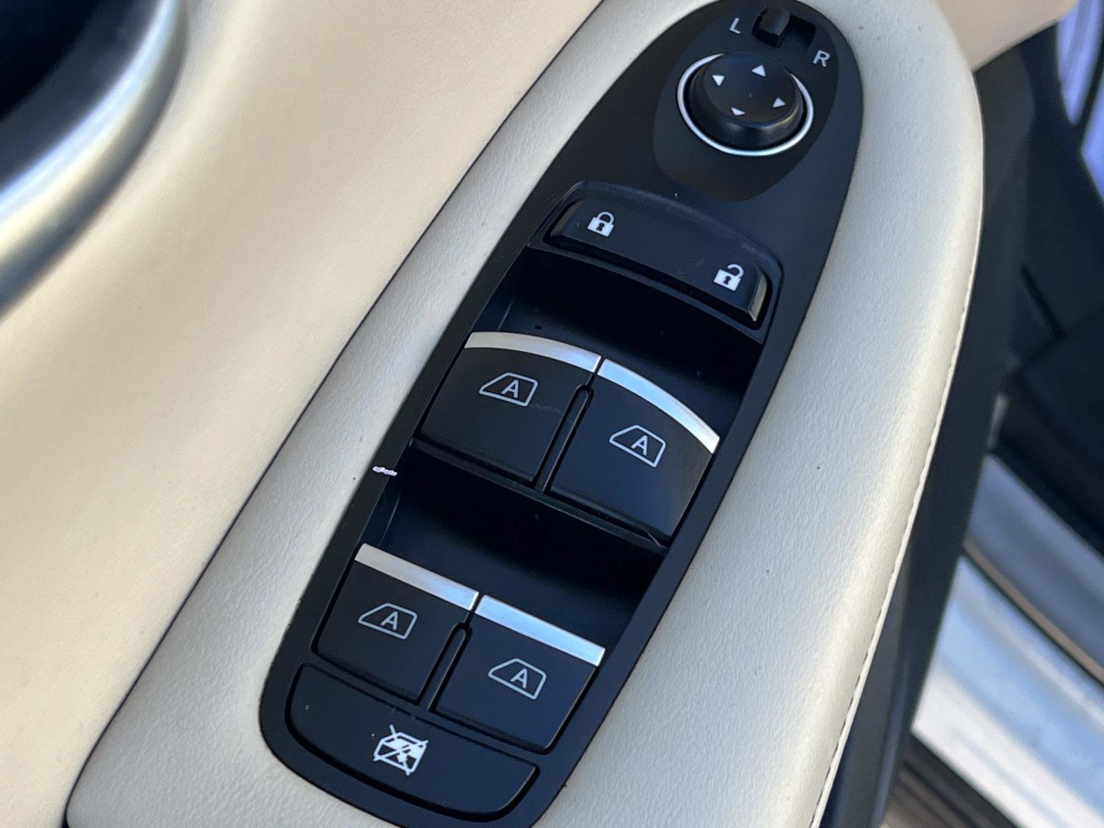 Used 2021 INFINITI QX50 Essential w/ Cargo Package image 30