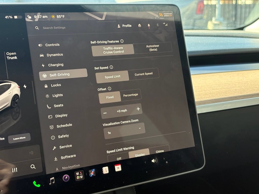 Used 2023 Tesla Model 3 Standard Range RWD image 18