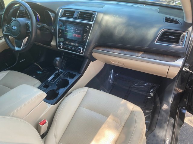 Used 2018 Subaru Outback 3.6R Limited AWD/4WD image 29