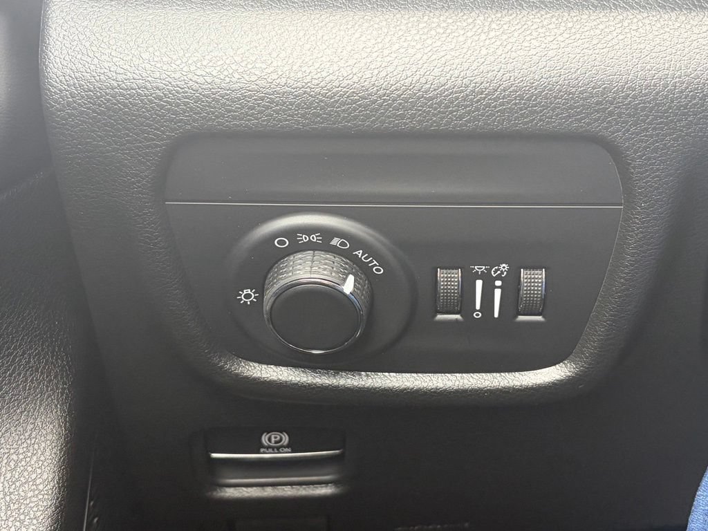 New 2026 Jeep Grand Cherokee Laredo RWD image 45