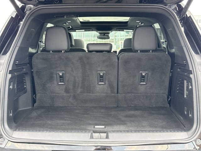 Certified 2024 GMC Acadia Denali FWD image 27