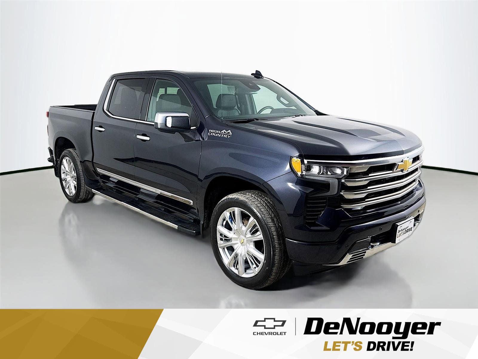 Used 2022 Chevrolet Silverado 1500 High Country w/ High Country Premium Package image 1