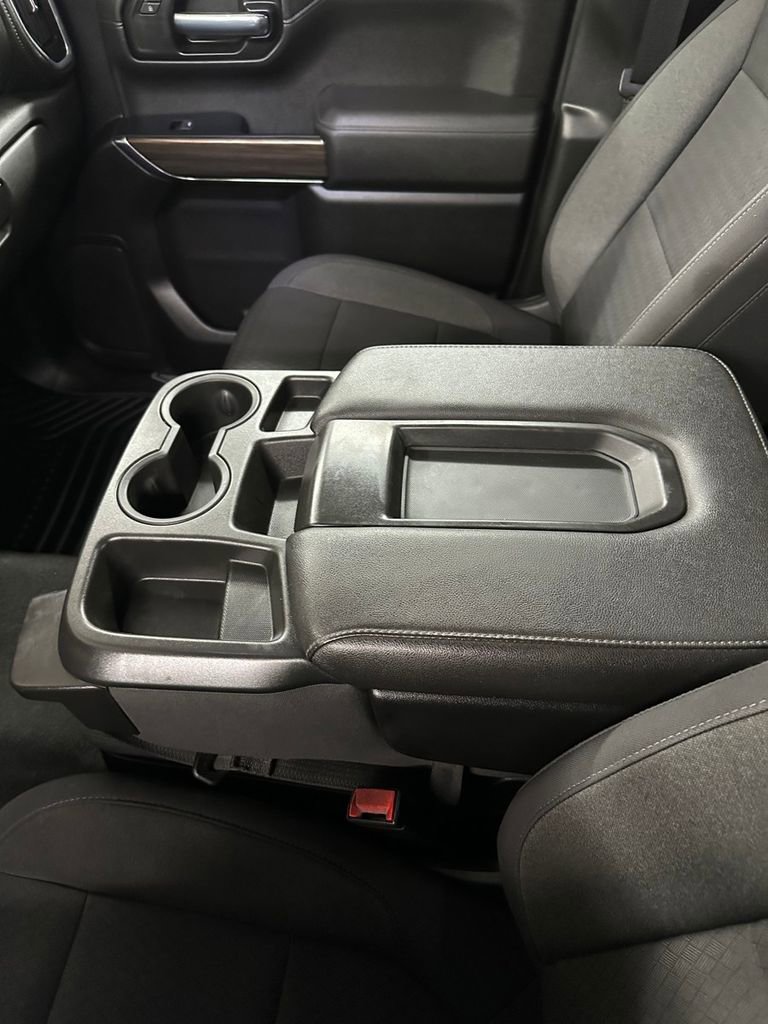 Used 2022 Chevrolet Silverado 1500 LT AWD/4WD image 17