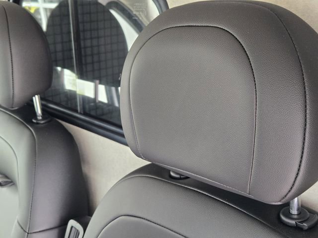 Used 2025 RAM ProMaster 2500 FWD image 16