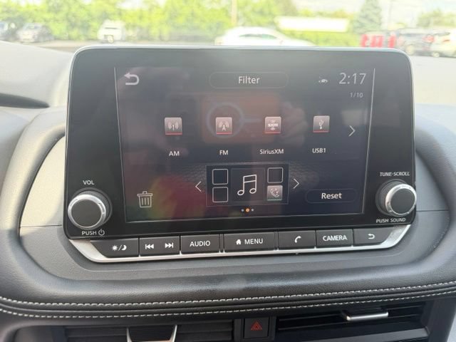Used 2024 Nissan Rogue SV AWD/4WD image 18