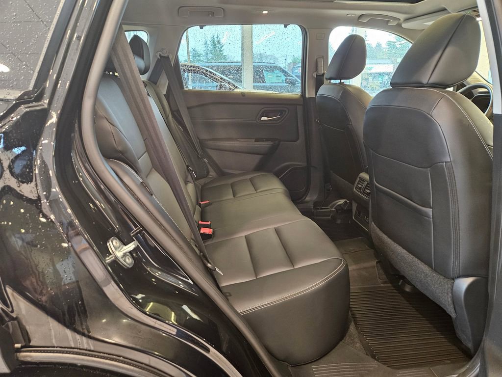 Certified 2023 Nissan Rogue SL w/ SL Premium Package AWD/4WD image 32