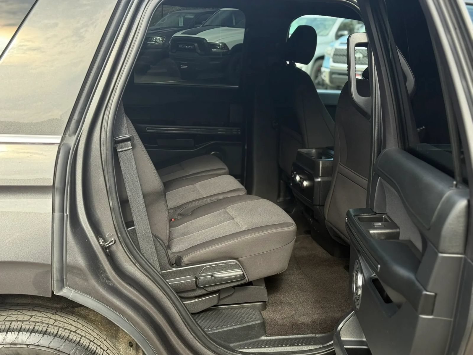 Used 2021 Ford Expedition XL AWD/4WD image 11