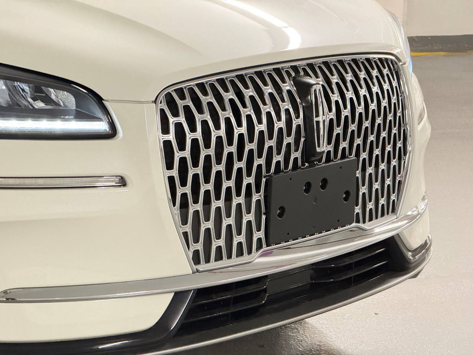 New 2026 Lincoln Corsair Premiere FWD image 6