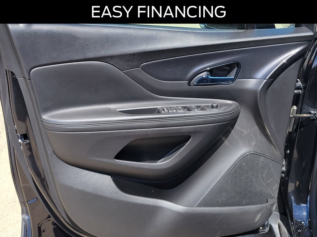 Used 2020 Buick Encore Preferred AWD/4WD image 17