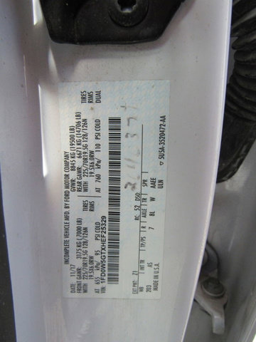 Used 2017 Ford F550 2WD Crew Cab Super Duty image 39