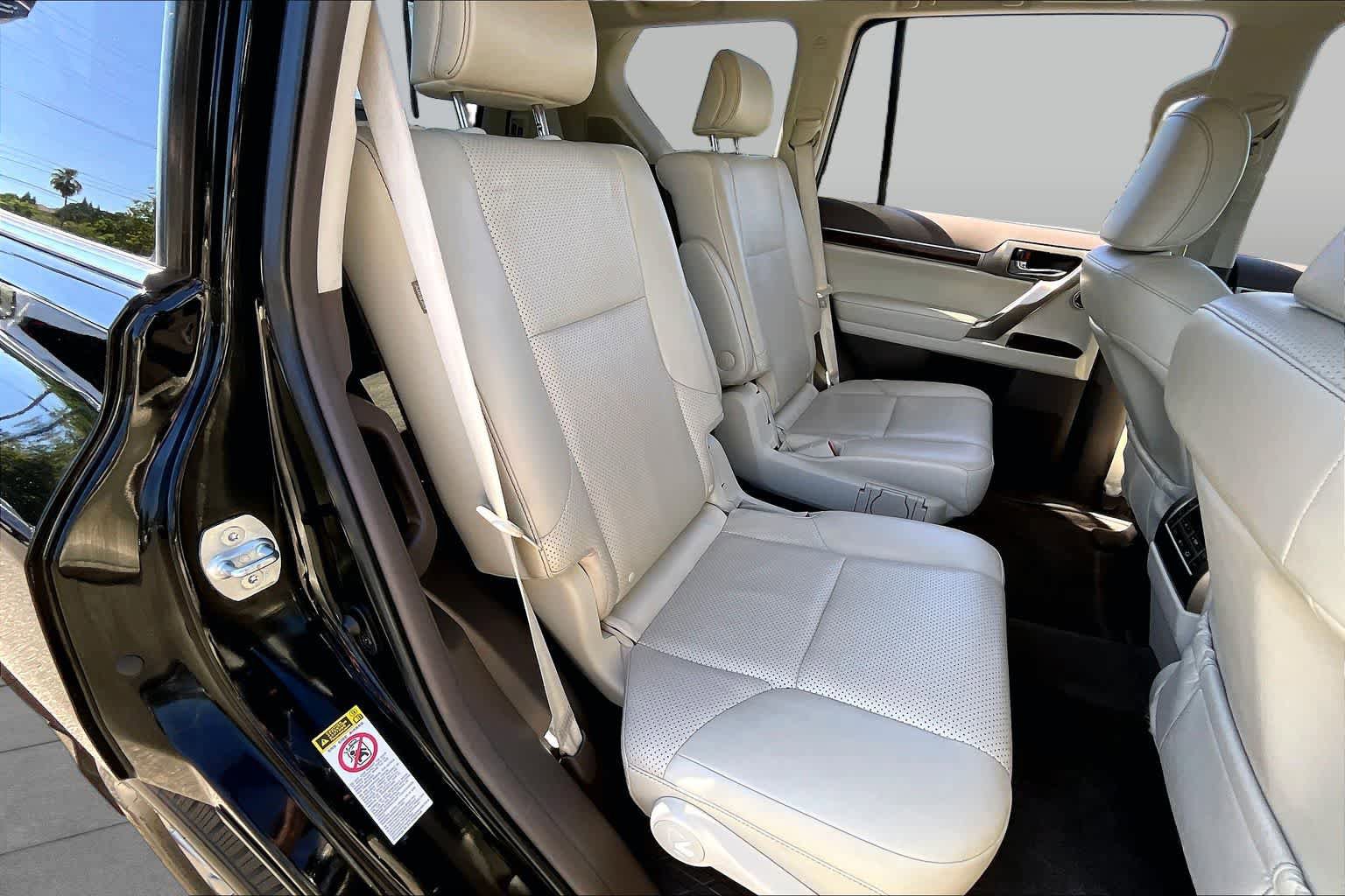 Used 2017 Lexus GX 460 Luxury AWD/4WD image 19