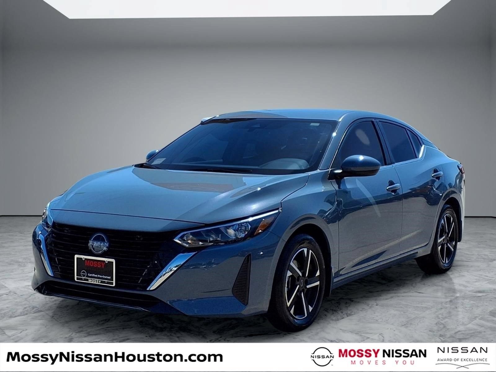 Used 2025 Nissan Sentra SV FWD image 4