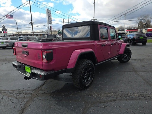 Used 2024 Jeep Gladiator Sport image 8