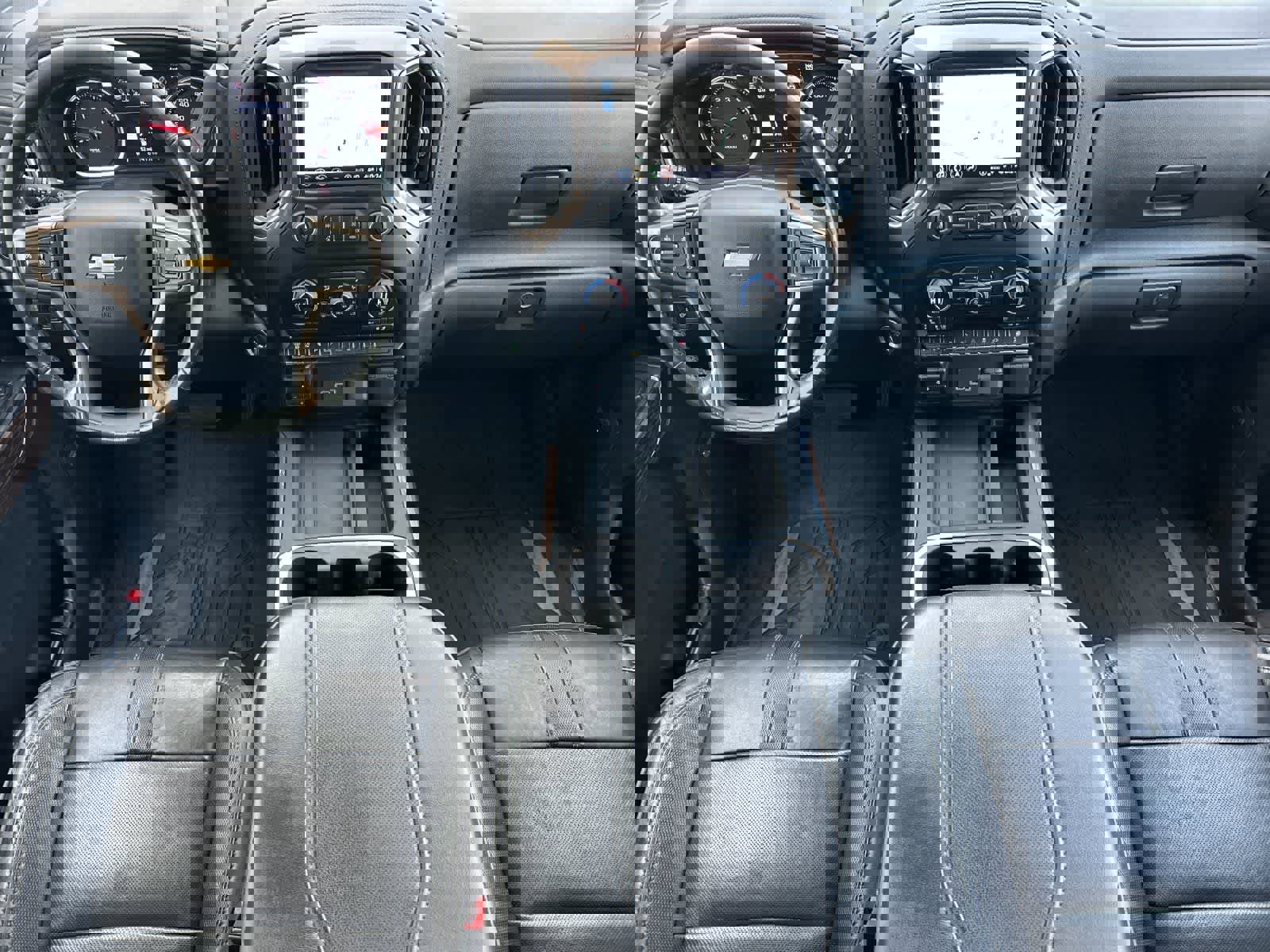 Used 2023 Chevrolet Silverado 2500 High Country image 3