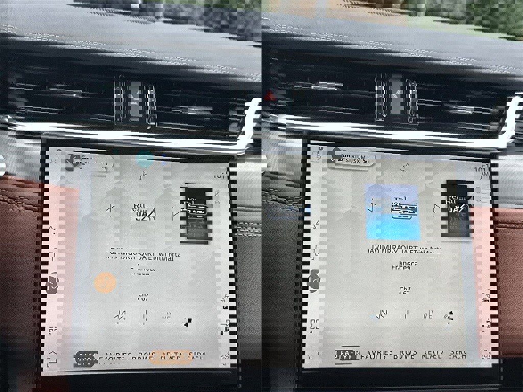 New 2026 Jaguar F-PACE R-Dynamic S image 23