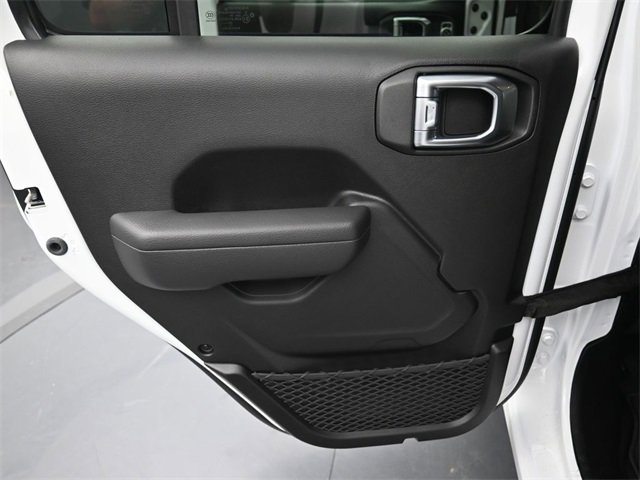 Used 2024 Jeep Gladiator Sport image 26