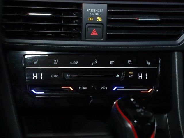 Certified 2025 Volkswagen Jetta GLI Autobahn image 27