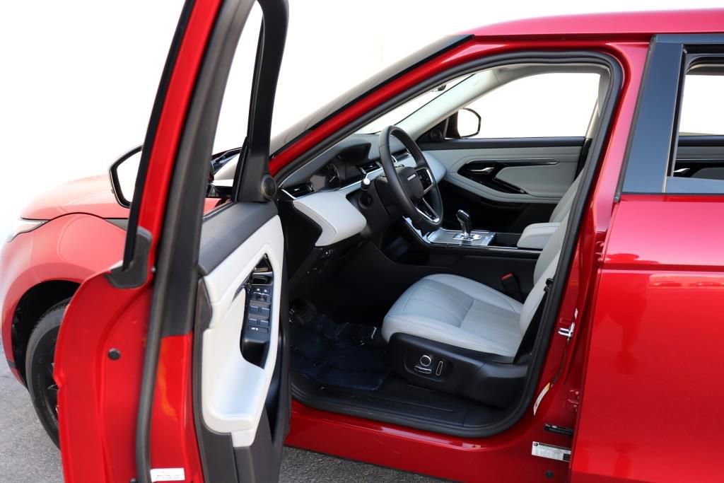 Used 2023 Land Rover Range Rover Evoque S image 2