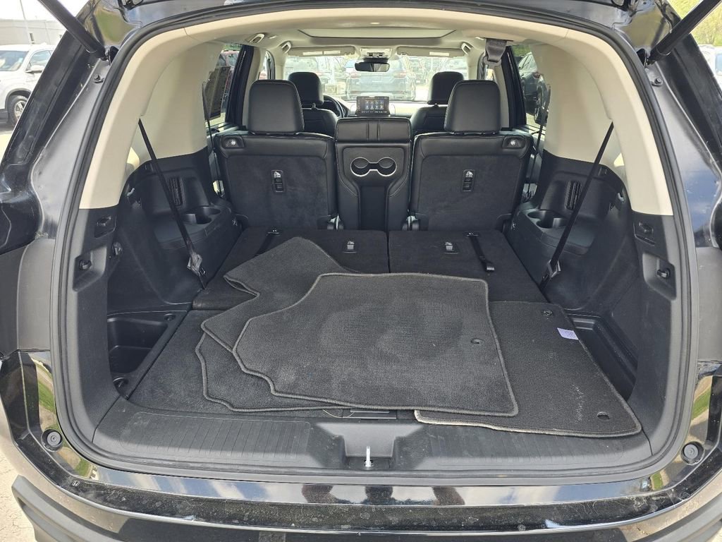 Used 2024 Honda Pilot Elite image 26