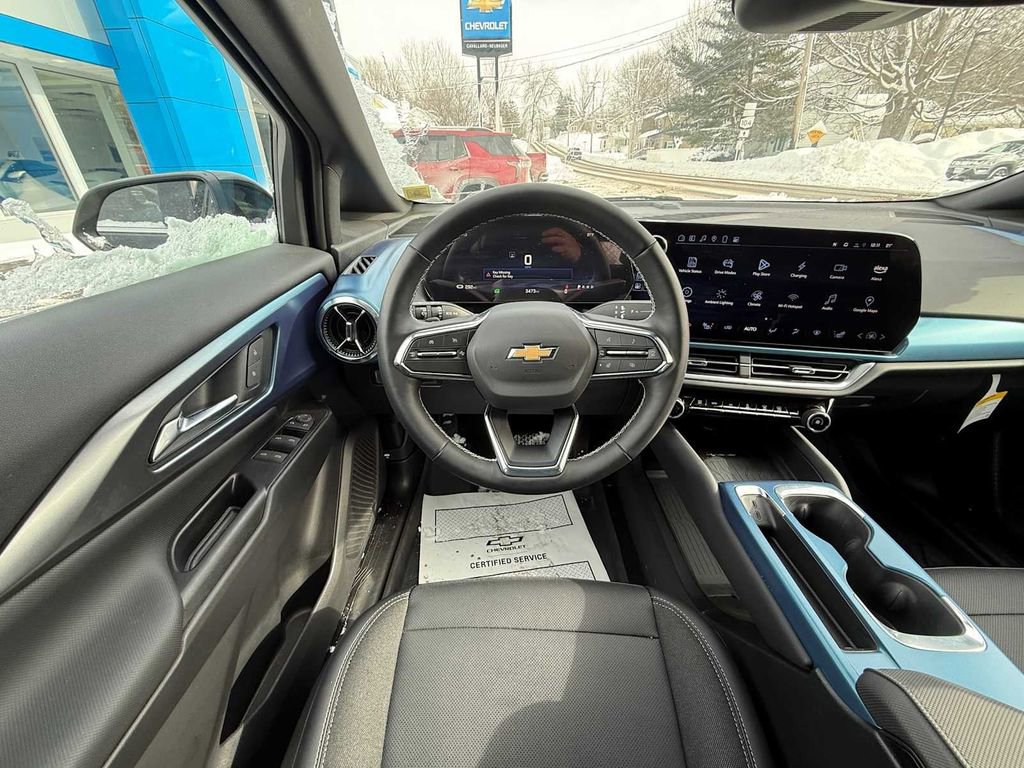 Used 2025 Chevrolet Equinox EV LT w/ Convenience Package image 37